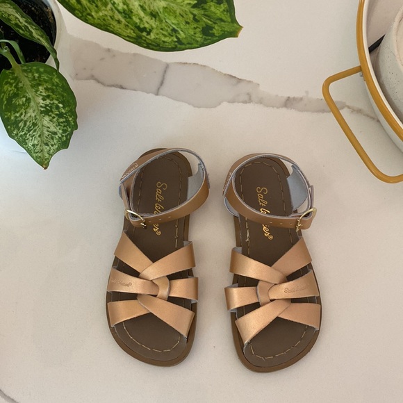 SOLD! Rose Gold Saltwater Sandals - Picture 3 of 11